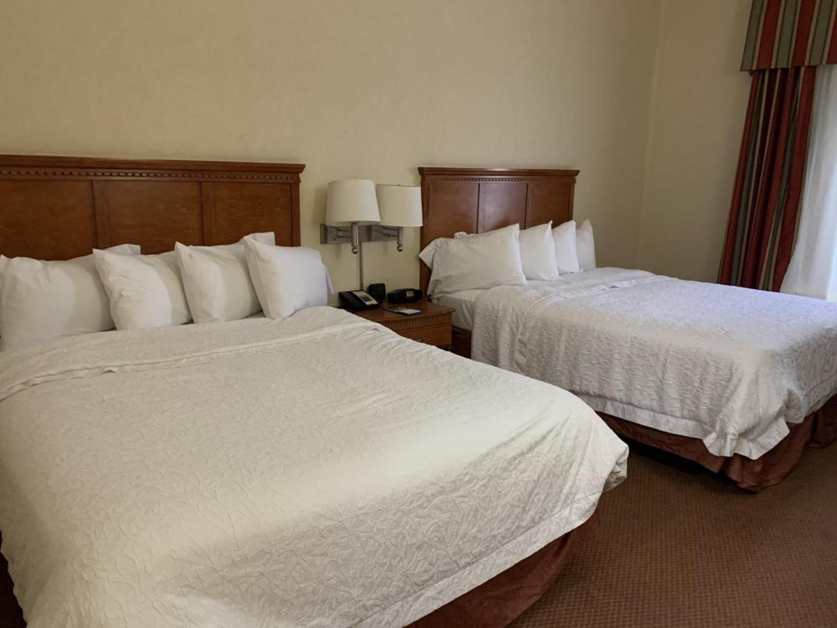 Hampton Inn Belle Vernon Kültér fotó