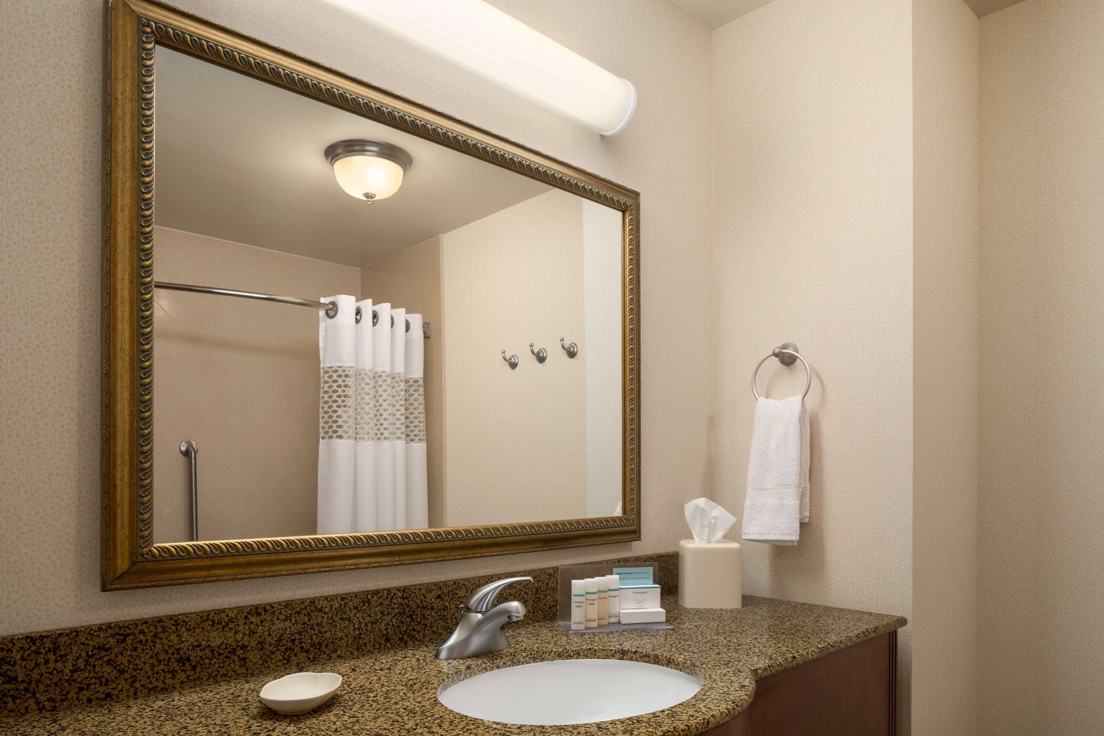 Hampton Inn Belle Vernon Kültér fotó