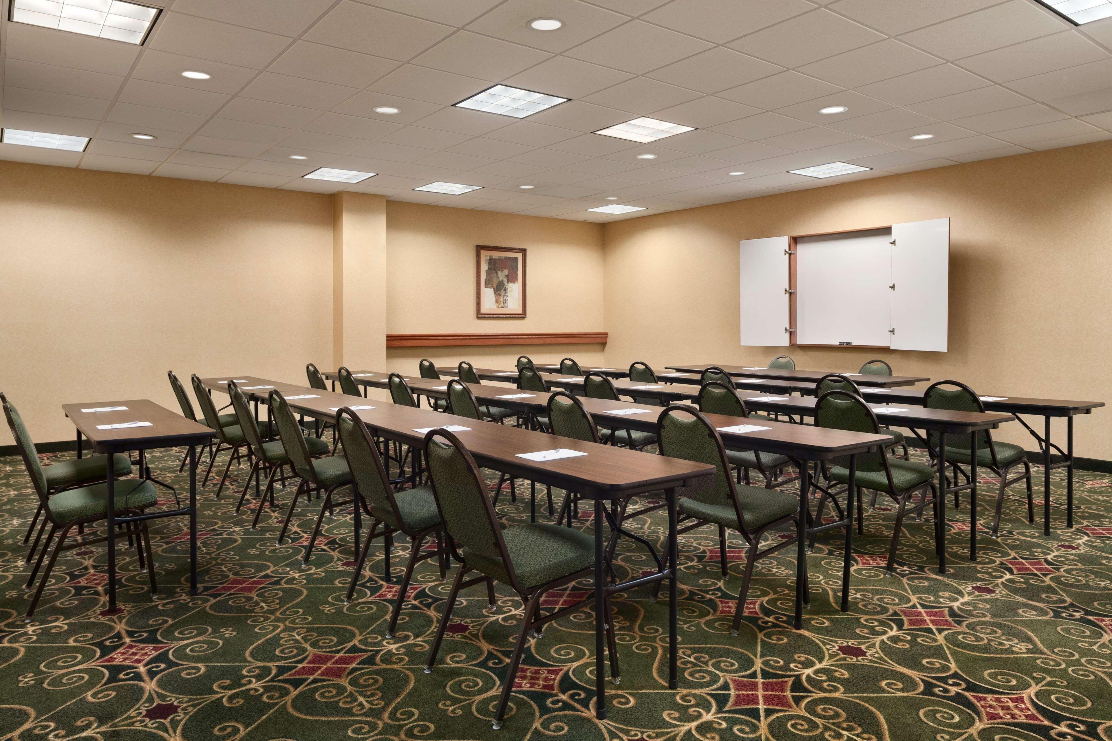 Hampton Inn Belle Vernon Kültér fotó