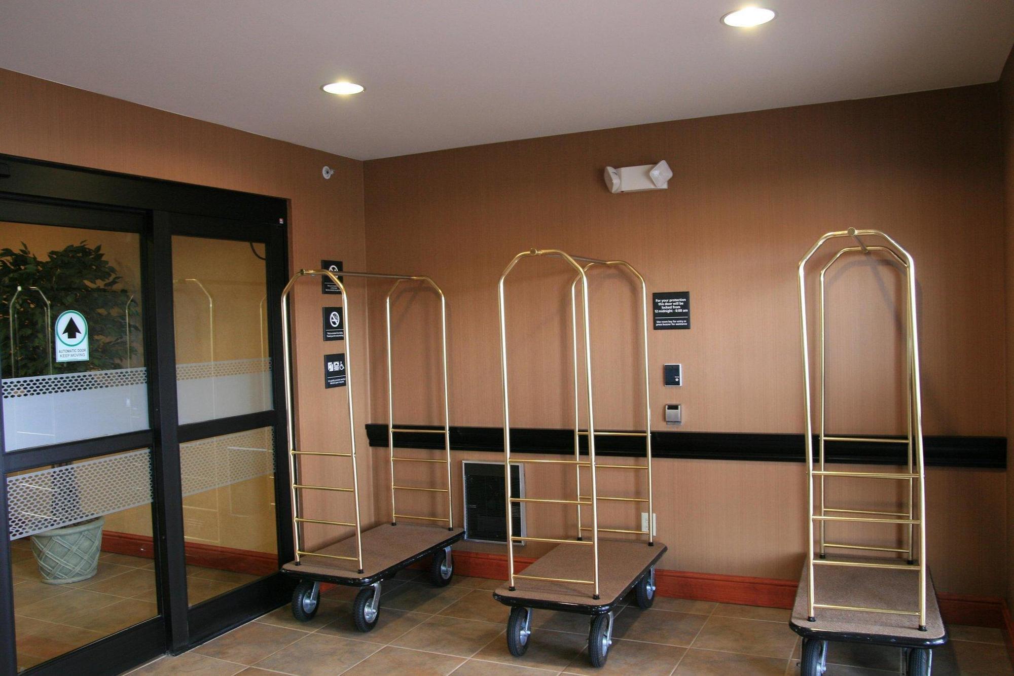 Hampton Inn Belle Vernon Kültér fotó